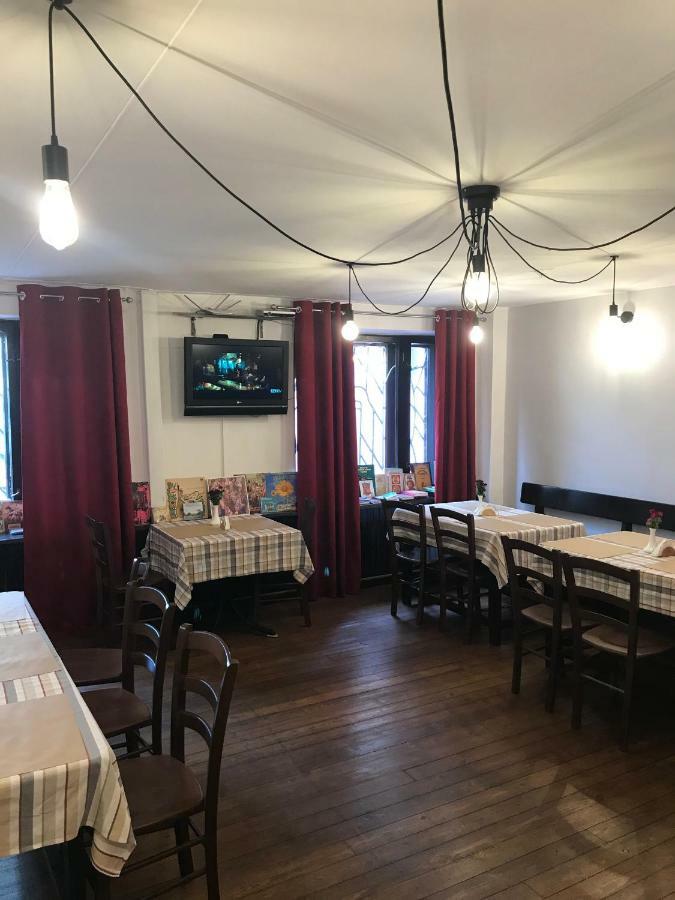 Hotel Znannya Киев Экстерьер фото